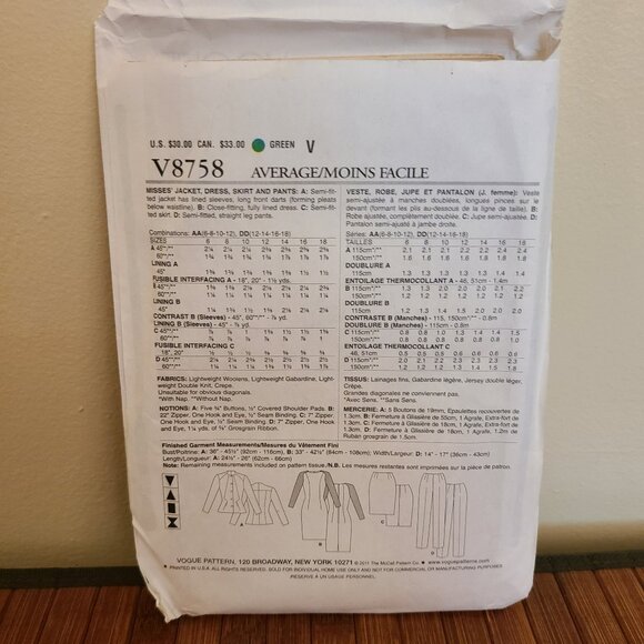 Vintage Vogue Patterns - Picture 3 of 7